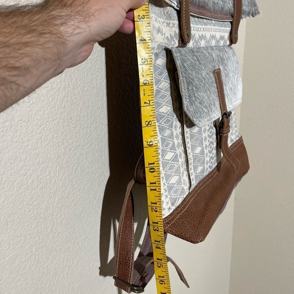 Gray and Brown Patterned Backpack - image 4